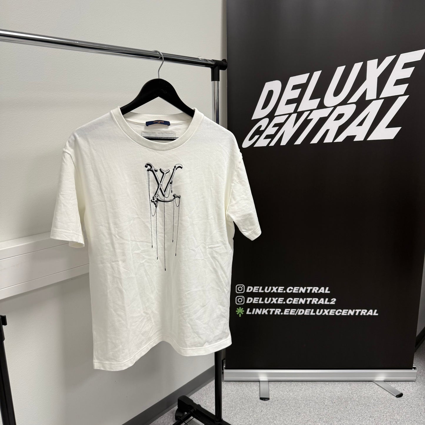 Louis Vuitton Pendant T-shirt
