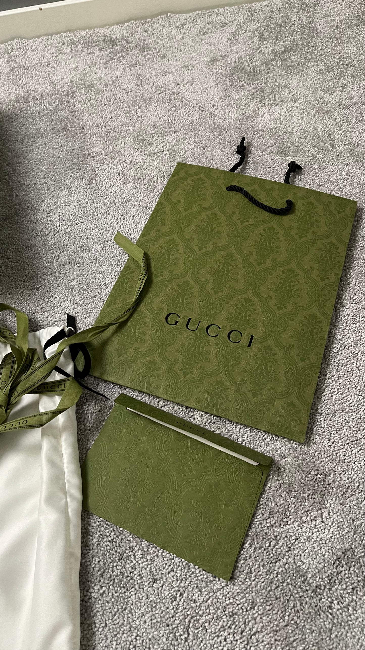 Gucci GG Supreme Messenger Bag