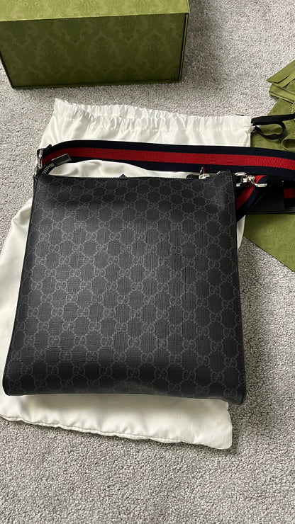 Gucci GG Supreme Messenger Bag