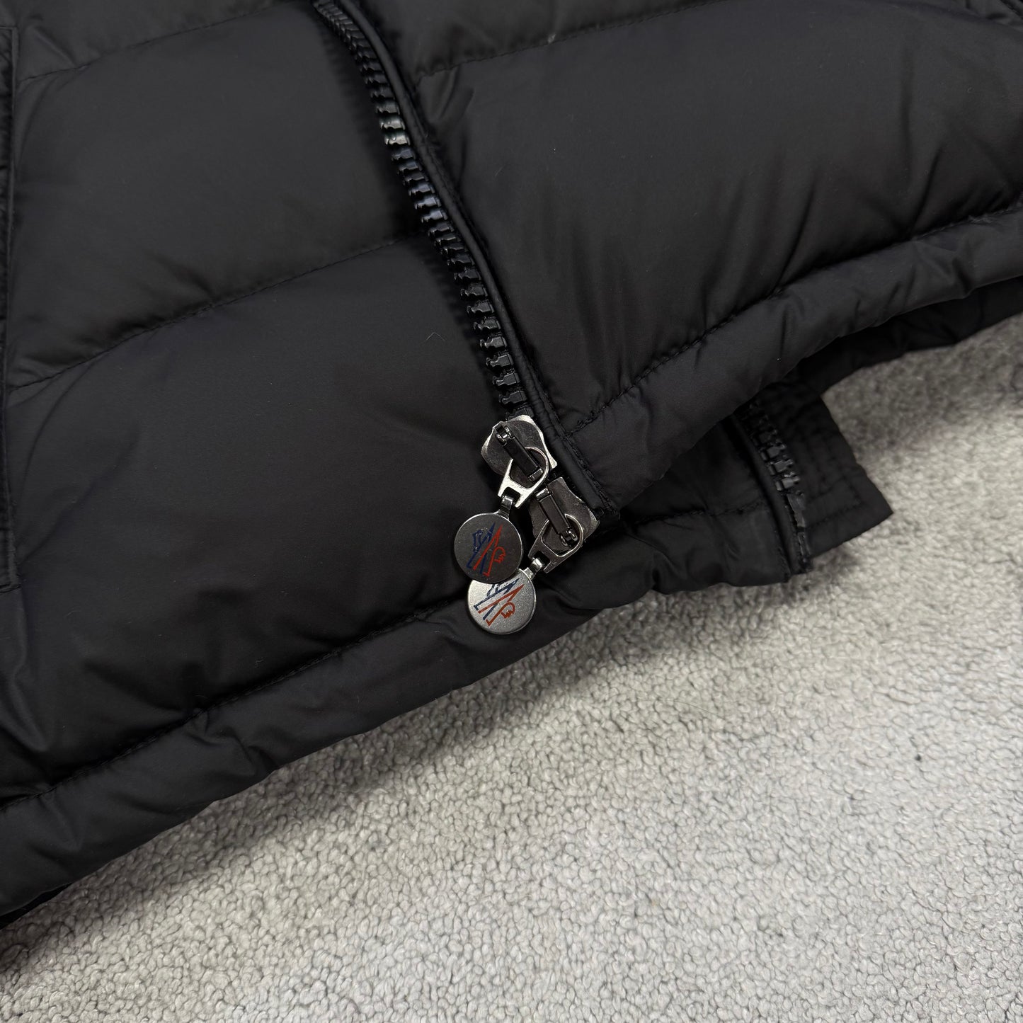 Moncler Chevalier