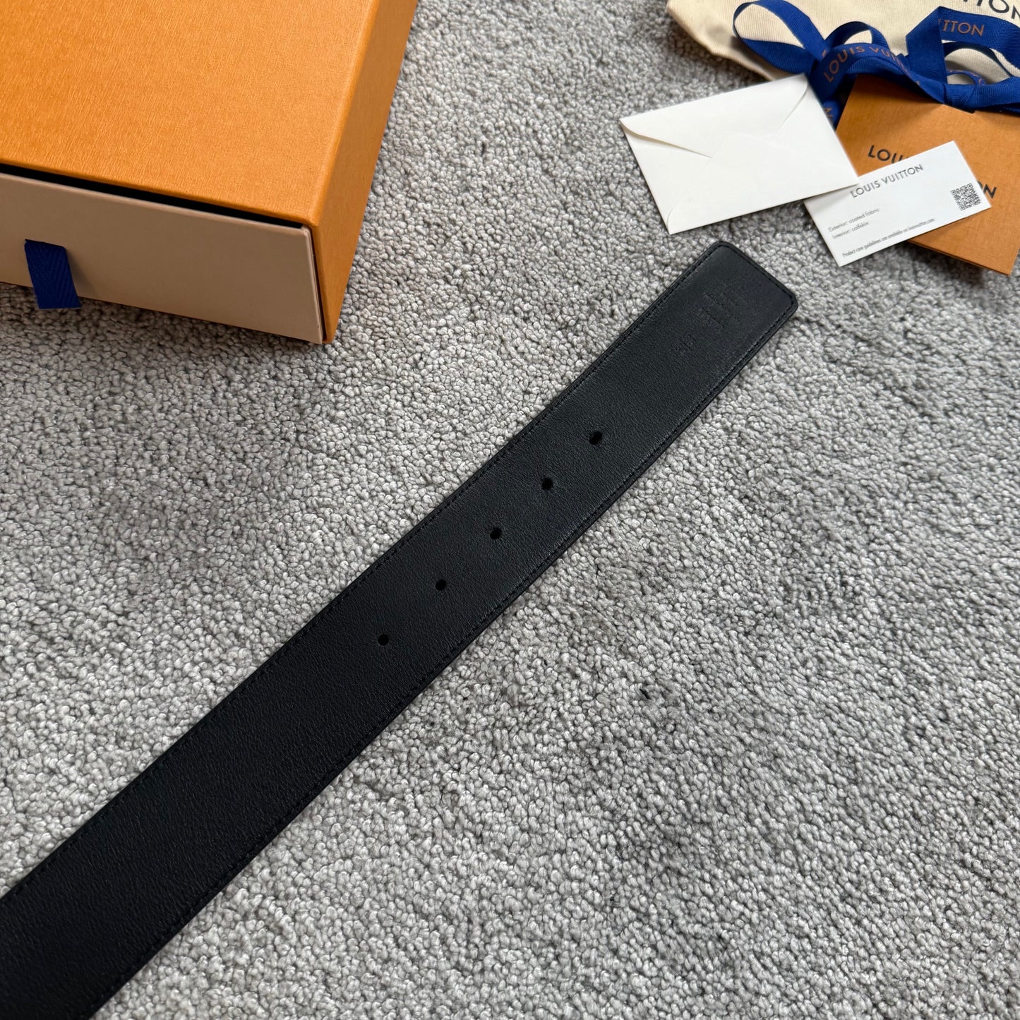 Louis Vuitton Line 40MM Reversible Belt