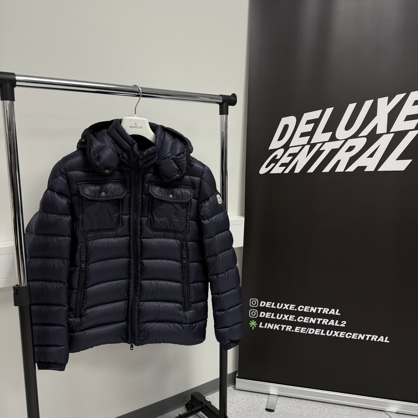 Moncler Valence