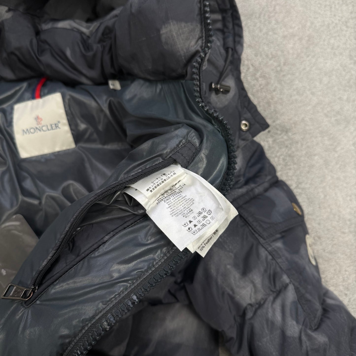 Moncler Maya