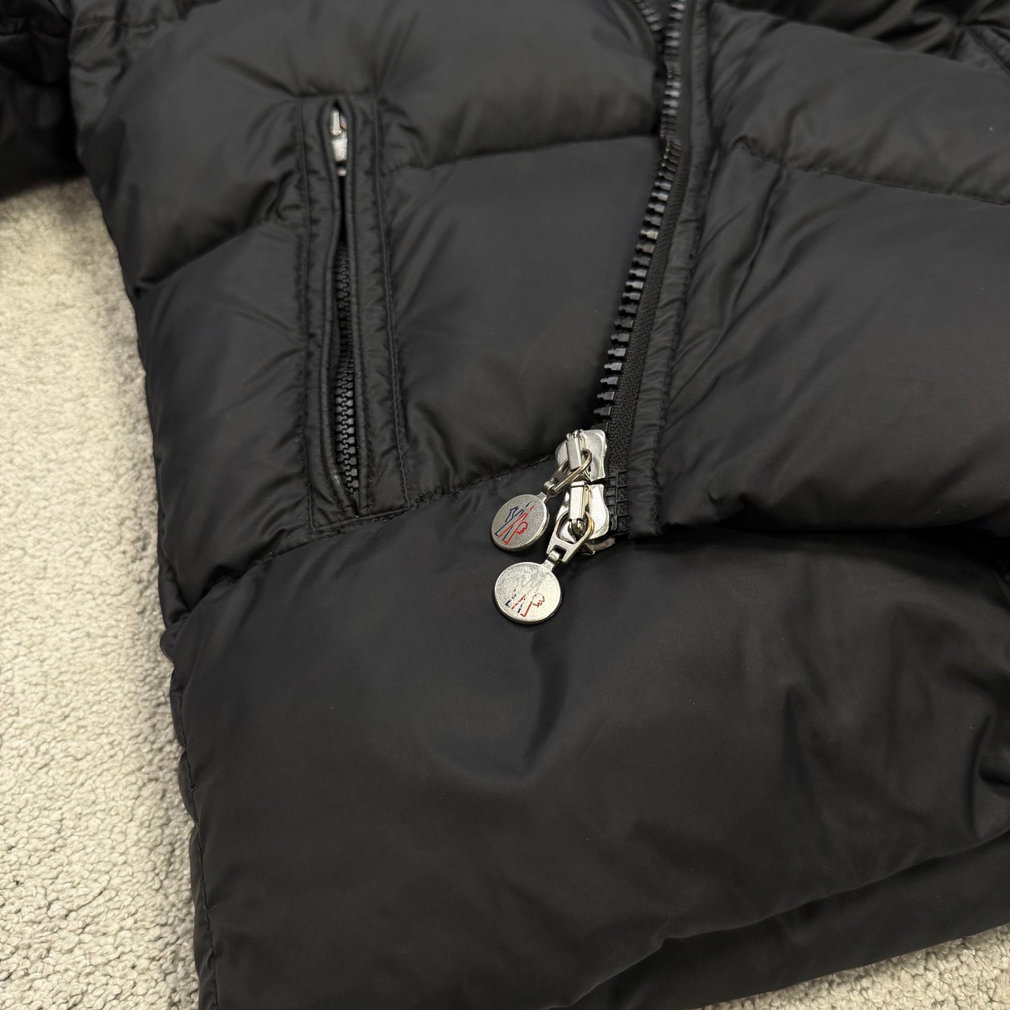 Moncler Himalaya