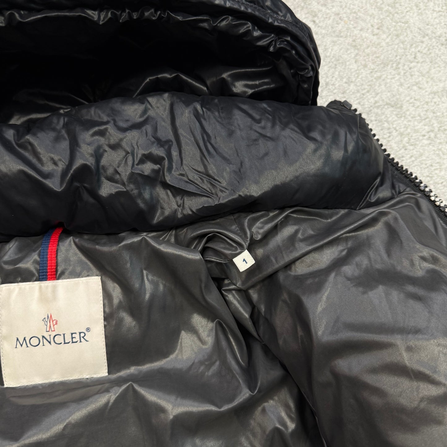 Moncler Maya