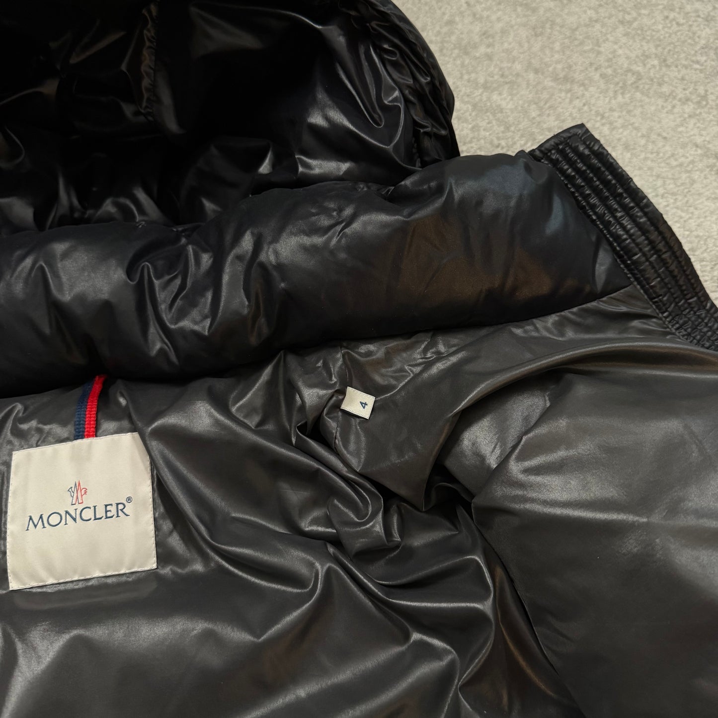 Moncler Maya